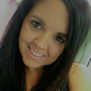 Meet your Posher, Yolanda